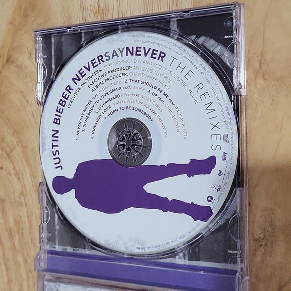 Justin Bieber - Never Say Never  The Remixes CD - Picture 3 of 4